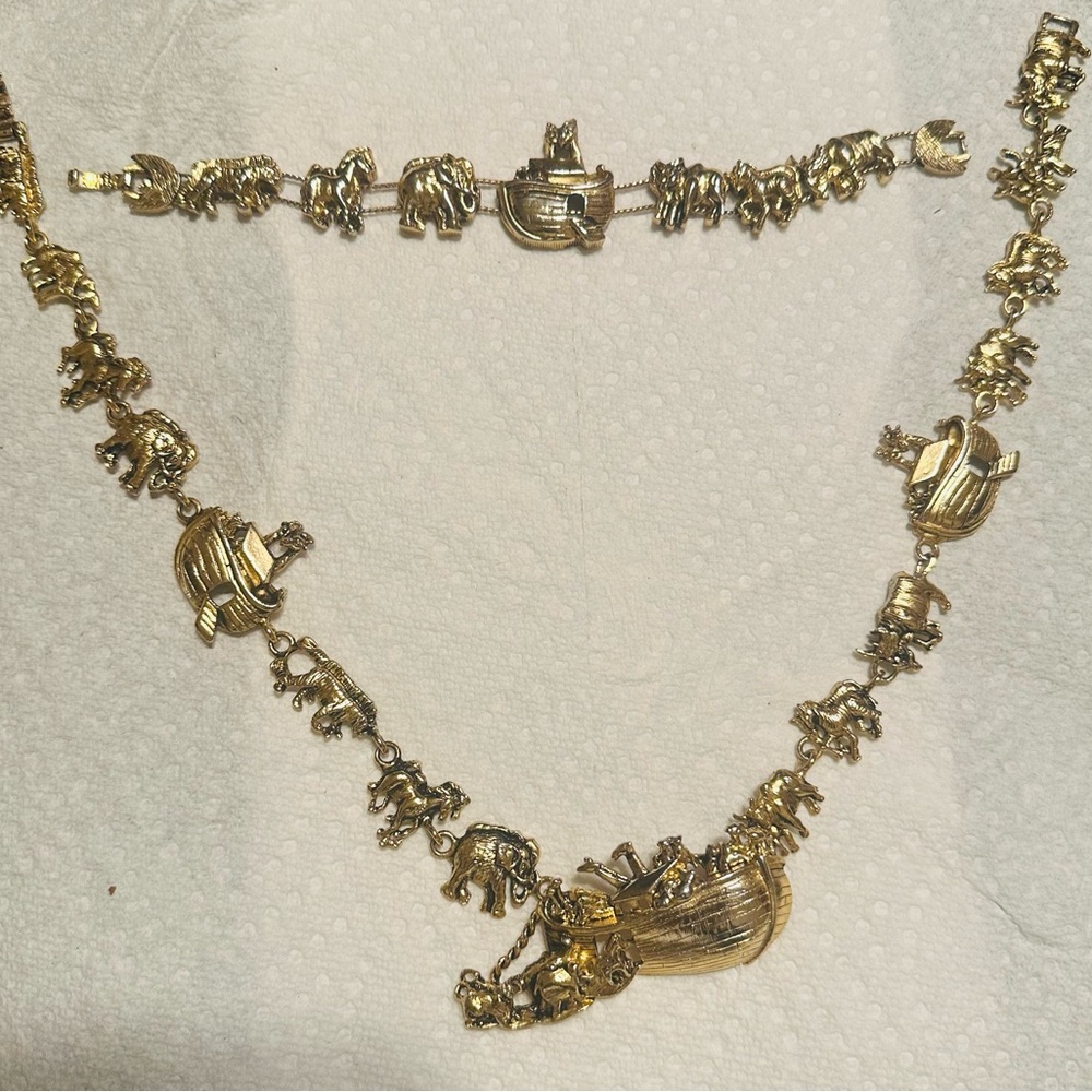 14kg Noah bracelet n chain